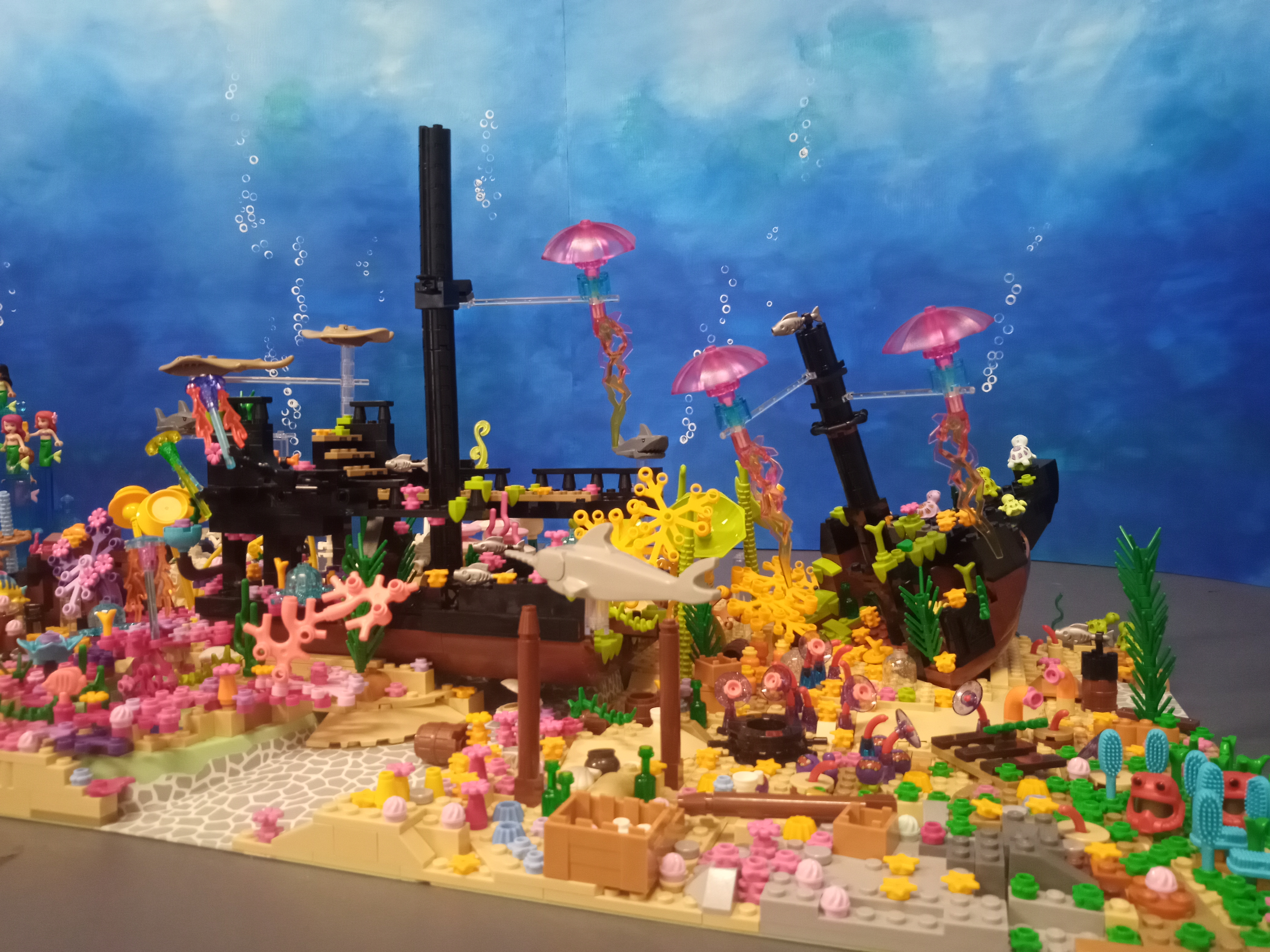 Legobygge skapad av  Viola Lindell