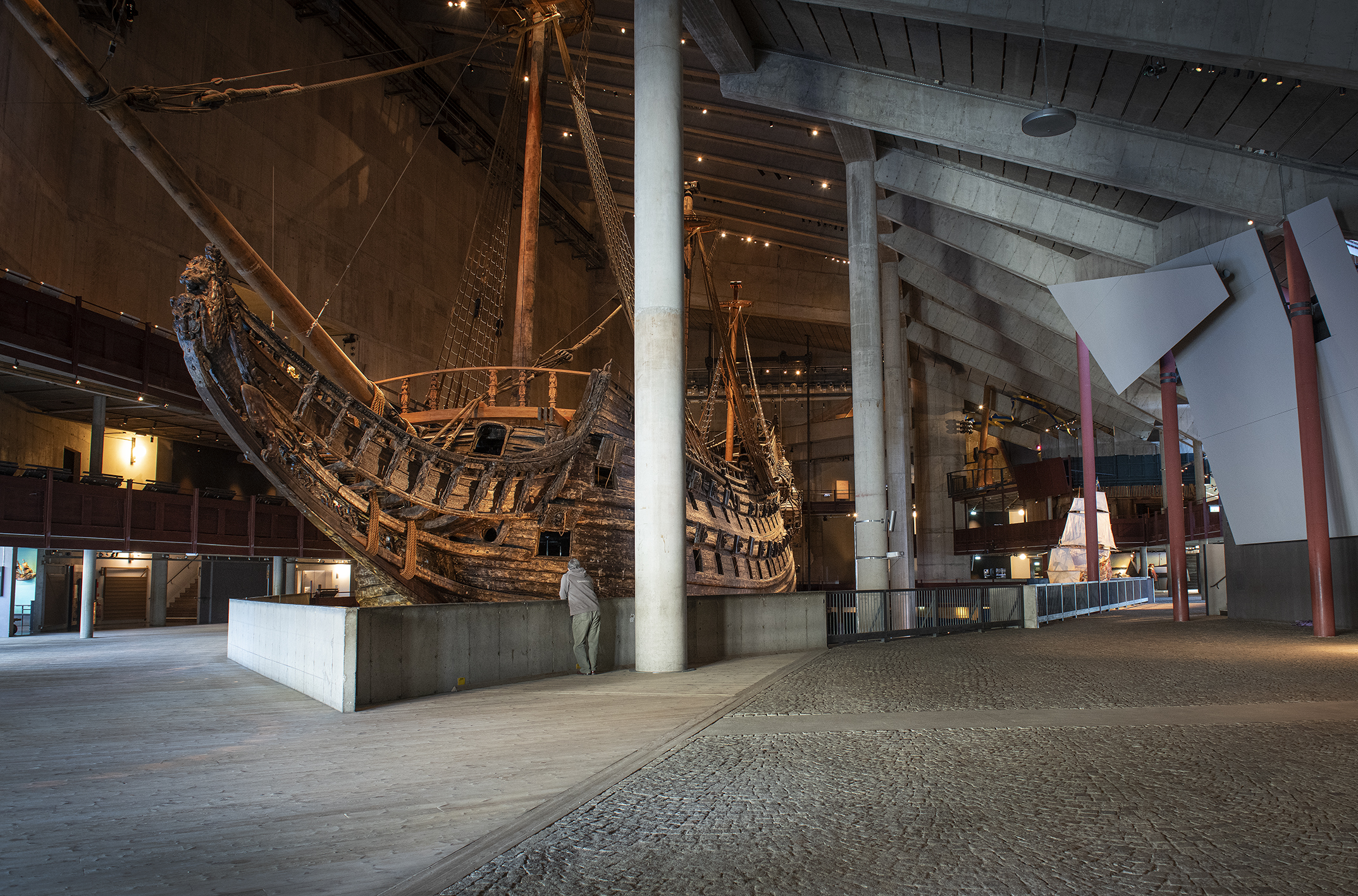 Photo of ship Vasa inside the museum where it is shown.