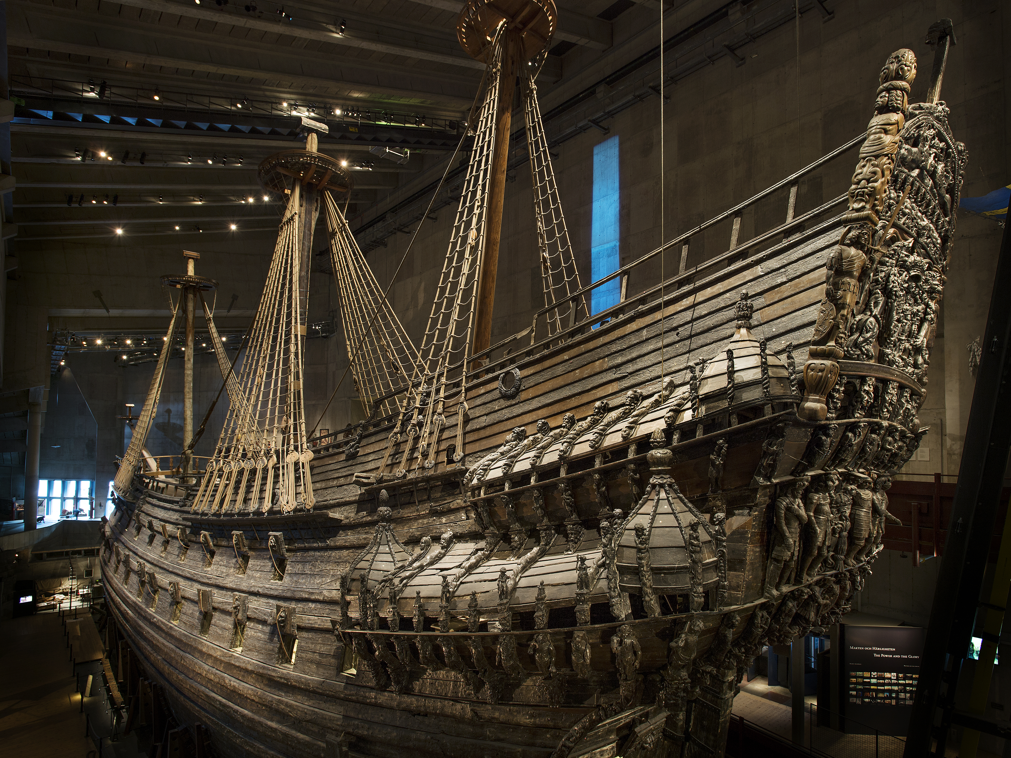 Photo of ship Vasa, made with dark wood, in the museum