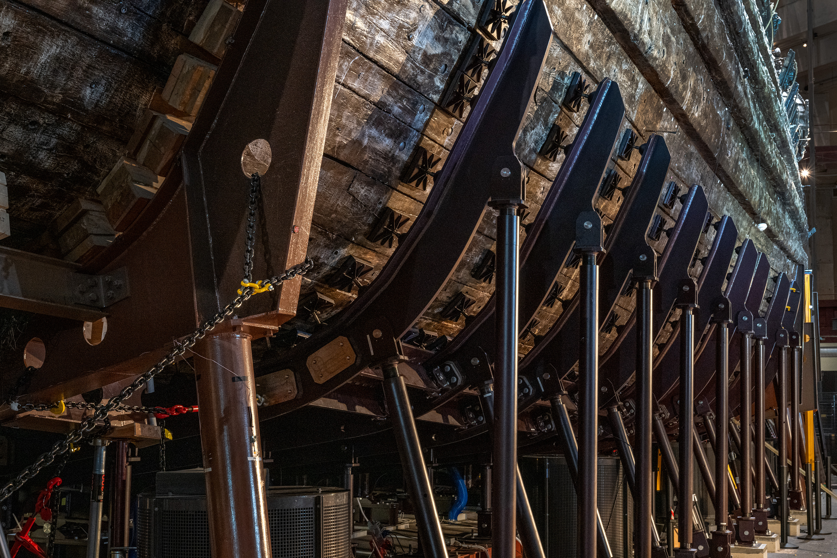 Stötta Vasa halvvägs